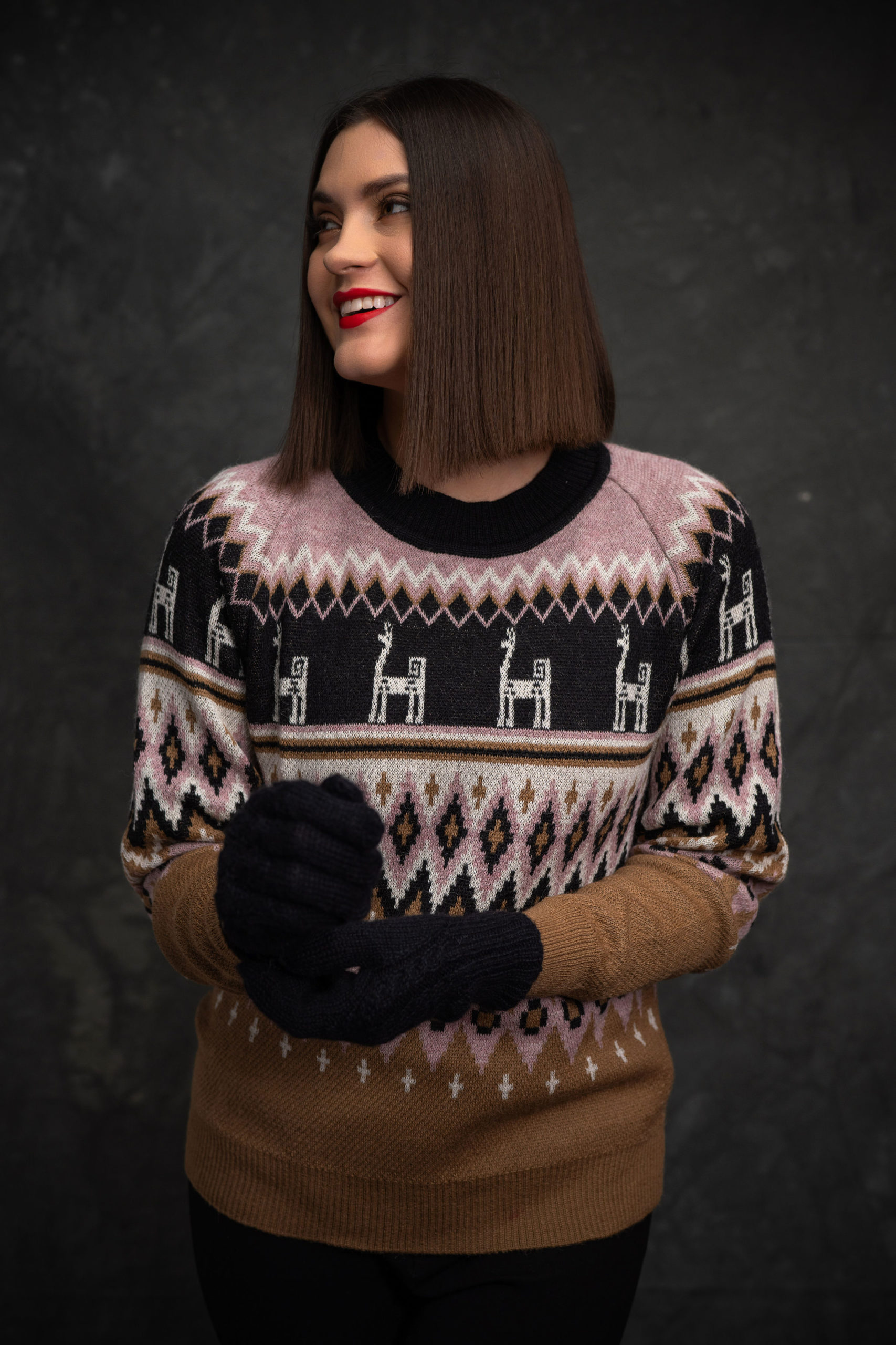 Baby Alpaca Sweater LLAMAS - Image 3