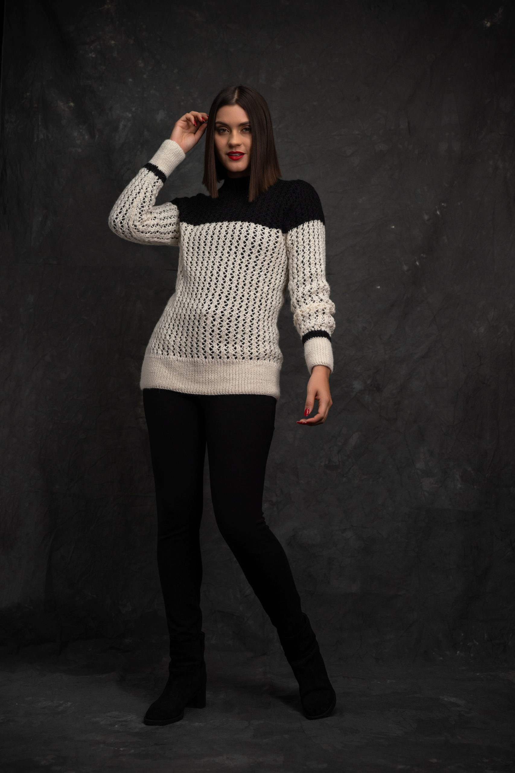Alpaca pull "La Parisienne" White and Black - Image 3