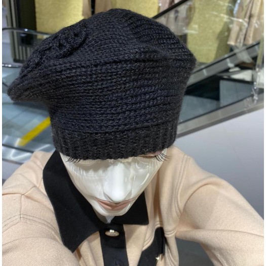 Octogonal Hat Black
